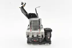 ABS-pumppu OEM 44540-K0150 Toyota Yaris IV:lle