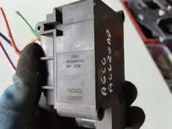 OEM 4F0616013 Federbeinverteiler für Audi A6 C6