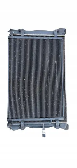 AUDI A4 B7 2.0 TFSI BWE MANUAL Radiador de refrigeración
