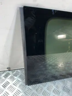 Chrysler Pacifica 2018 Heck rechts Karosserieglas OEM P68238494AC