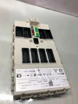 Mukavuusmoduuli OEM 5A402F301 MINI COOPER F56:lle