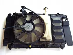 Radiateur OEM 15473003420 pour Toyota Yaris II 1.8 Essence