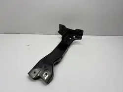 Support de garde-boue droit avant Audi A3 8Y OEM 8Y0821132