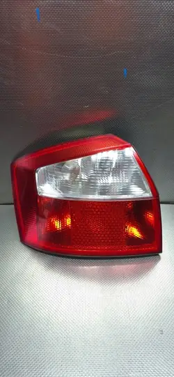 Luz Trasera Izquierda Audi A4 B6 Sedan 01-05