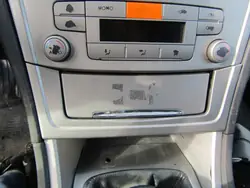 Hansikaslokero Ford OE AK-6-91177 Mondeo MK4:lle