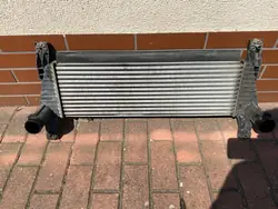 RAFFREDDATORE D'ARIA FORD RANGER AB39-9L440-BF