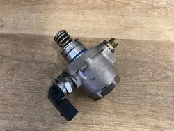 Kraftstoffpumpe A6 C7 A7 Q5 A8 S4 B8 Q7 OE 06E127026F