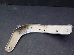 Support de garde-boue avant gauche OEM 017243C02 Citroen