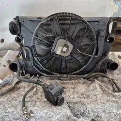 Kit radiateur OEM 1009498W pour Mercedes Classe E 3.0 V6