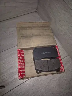 Pastilhas de travão traseiras OEM 148984 Ferrari F40/F50