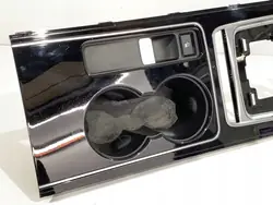 Dryckeshållare OEM LORK-361-126020 för Jaguar F-Pace