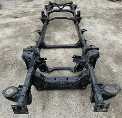 Frame OEM 68268135AA voor Dodge Ram 1500 4x4 Quad Cab