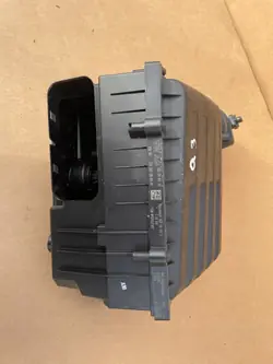 Audi Q3 Luftfiltergehäuse OEM 5Q0129607AA 2.0 TDI