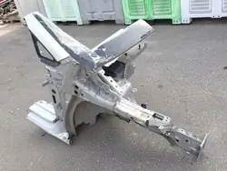OEM ĆWIARTKA PODŁUŻNICA PRAWA EUROPA VW CADDY V