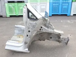 Höger bakre hjulhus innerskärm VW Caddy V