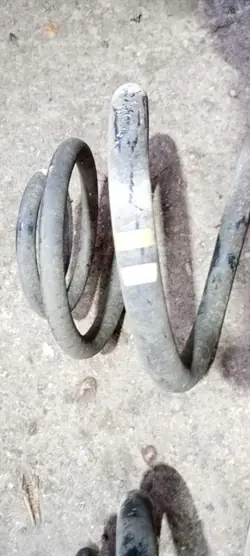 Mola Suspensão Traseira OEM para Traffic Vivaro Talento B