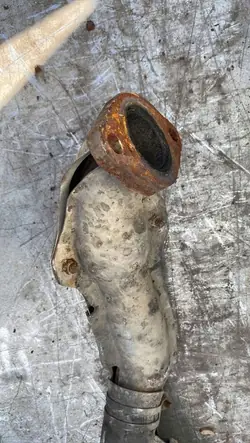 Morsetto di scarico Subaru Legacy