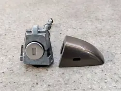 Capuchon de serrure OEM 806471638R29 Renault Clio V
