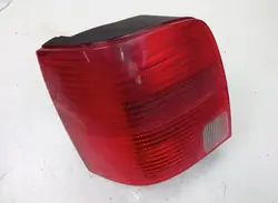 LÁMPARA TRASERA IZQUIERDA VOLKSWAGEN PASSAT