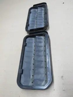 OEM 13588034 Lüftungsgitter links hinten für Camaro VI