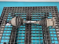 Vänster Framhjulaxel Audi A4 B8 2.7 TDI Automat OEM