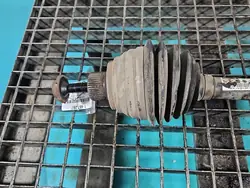 Arbre de transmission avant gauche Audi A4 B8 2.7 TDI Automatique OEM