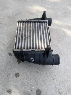 Intercooler Audi A4 B7 2.0 TFSI 8E0145806M