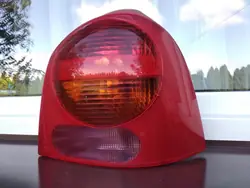 Rechte Rückleuchte Renault Twingo I 93-07r OEM 7700426320