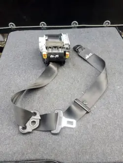 OEM 8T0857705B framsäkerhetsbälte för Audi A5 8T Coupé