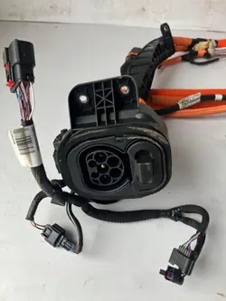 Renault OE Latauspistoke 296952620R 243407121R