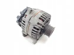 Vaihtovirtageneraattori Renault Megane III OE 8200660025