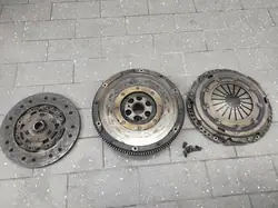 Embrayage avec disque et plateau VW Audi