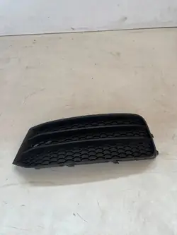 Linke Stoßfängergrill Audi A1 8X Lift OEM 8XA807681C