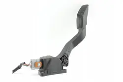 Gasreglage Citroen C4 II 2015 OEM 9671840280