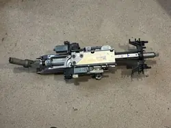 Styrkolumnaxel OEM 8089475 för BMW M5 F90