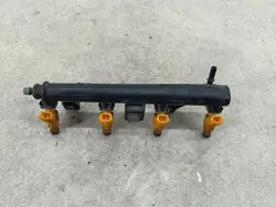OEM 9655833580 Rail d'injection pour Citroen C3 II 1.4