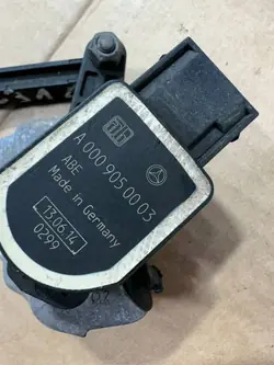 Mercedes SL R231 Niveausensor-Set A0009050003