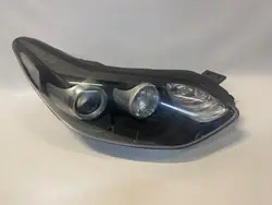 Faros derecho Kia Sportage IV OE 92102-F1000