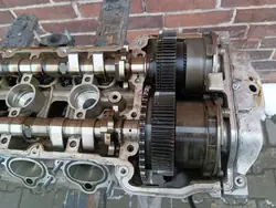 BMW Sylinterikansi OEM 7833884 Vasen Puoli E60/E61