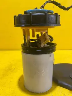 Skoda Fabia Mk2 (5J) Fuel Pump YBV17357