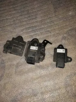 Module Start-Stop OEM 9677871680 pour Peugeot 208