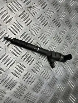 Inyector OEM 885858585 para Renault Master III 2.3DCI