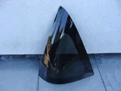 Vitre Triangle Carrosserie Droite Arrière Peugeot 1007 OEM