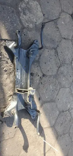 Berço Suspensão Citroen C-Crosser Usado OEM