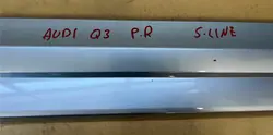 Etuoikea Ovenlista OEM 8U0853960D Audi Q3 8U