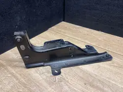 Support de montage droit OEM EX5316795AA Jaguar F-Type