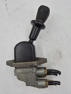 Soupape de frein à main OEM 81523156171 pour MAN TGA