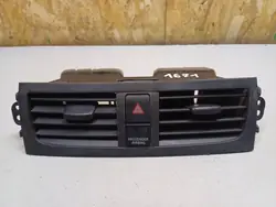 Suzuki Celerio 14-19 Mittelgitter OEM 7361084M00