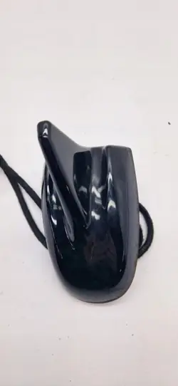 Antena GPS Maserati Ghibli OEM 670076131