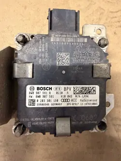 Audi A4 B9 ACC Radarsensor OEM 8W0907561B Rechts